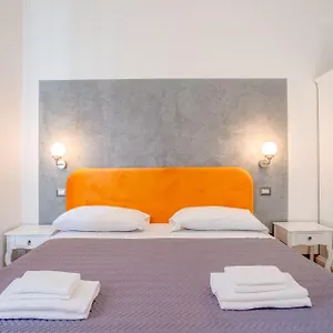 Pensión New Unico San Cosimato, Roma